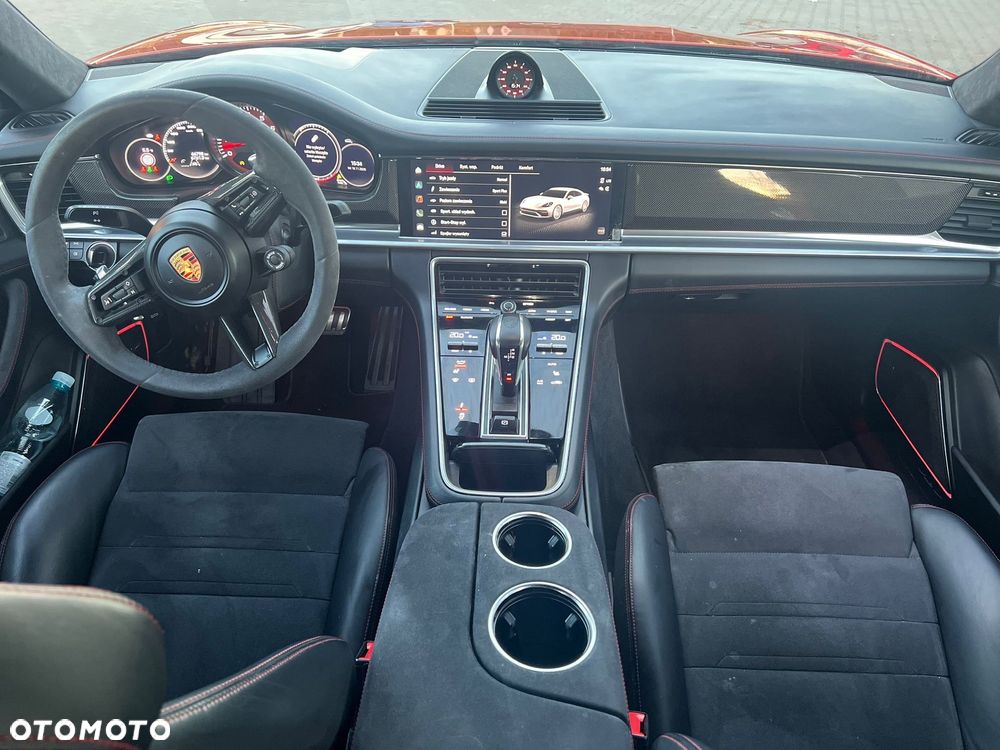 Porsche Panamera GTS - 18