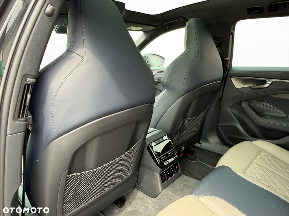 Audi A6 Avant TFSI mHEV Quattro S tronic - 32