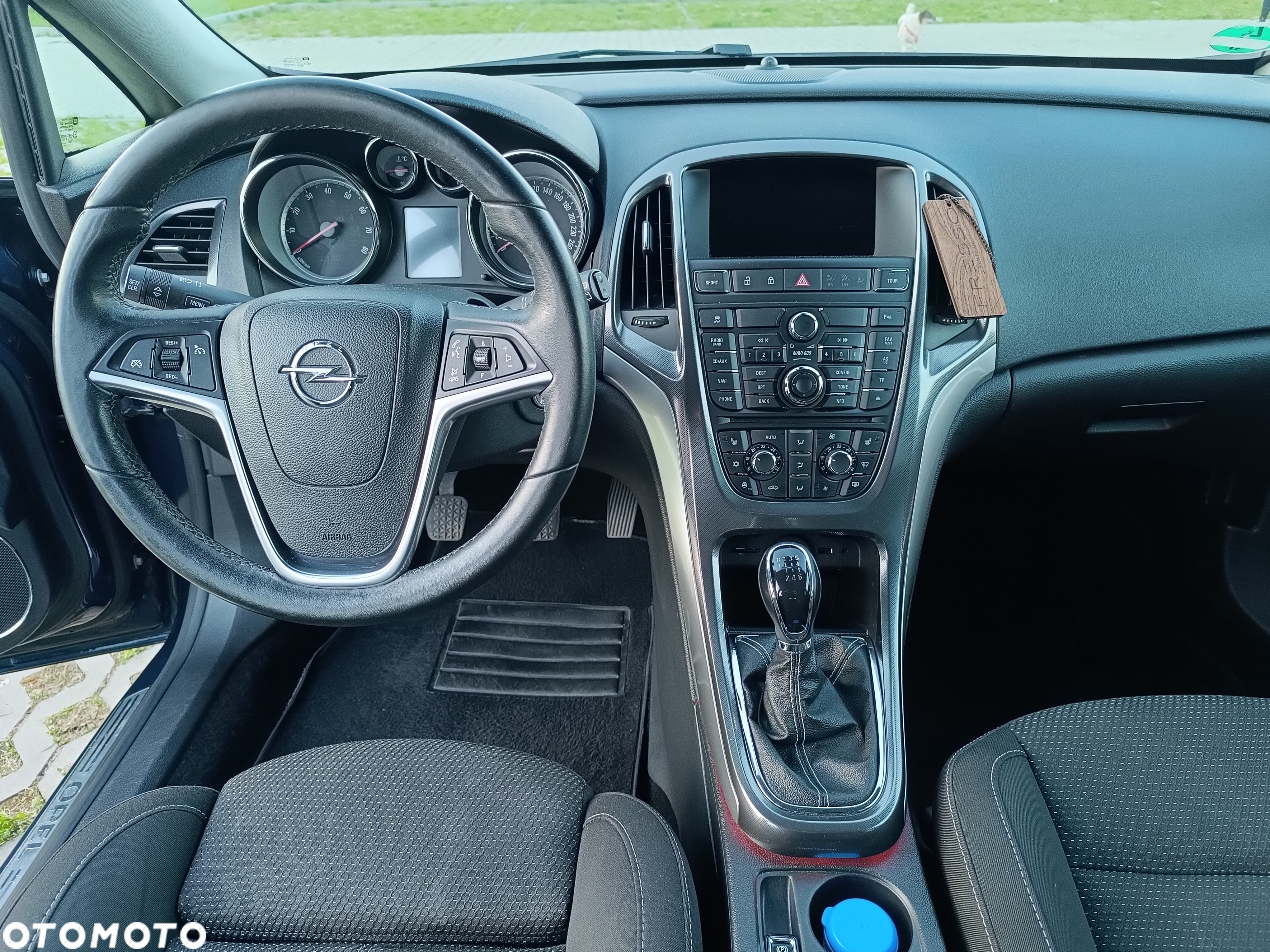 Opel Astra IV 1.4 T Sport - 14