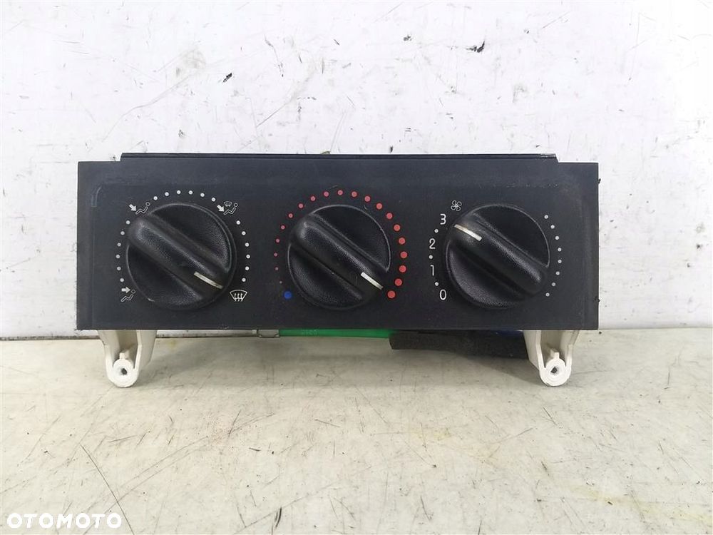 Panel nawiewu Renault Kangoo I 1998-2008 - 1