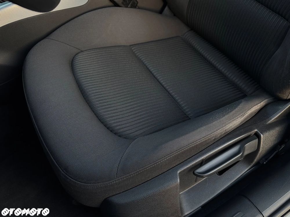 Audi A4 Avant 2.0 TDI DPF quattro Ambition - 15