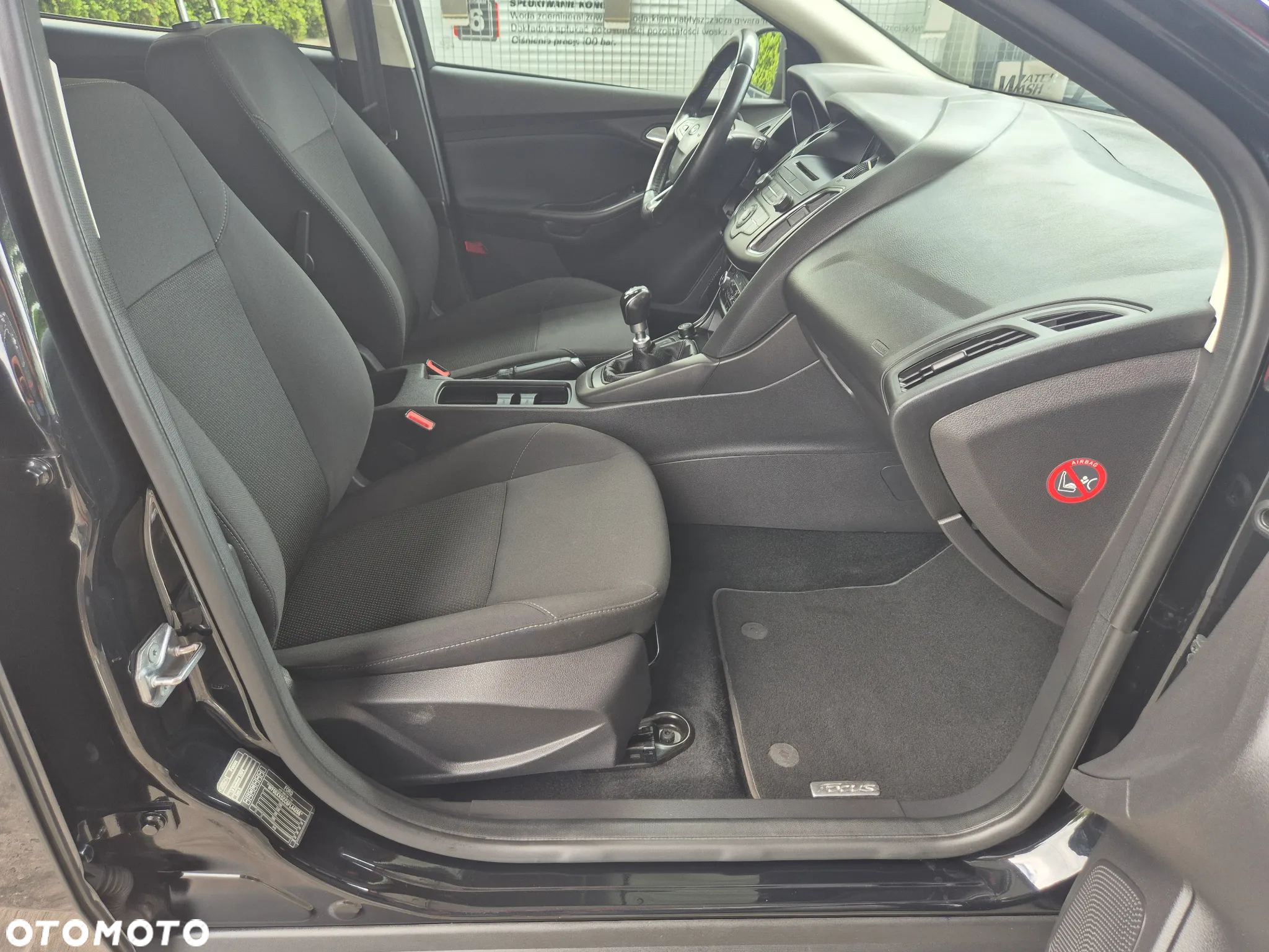 Ford Focus 1.0 EcoBoost Edition - 29