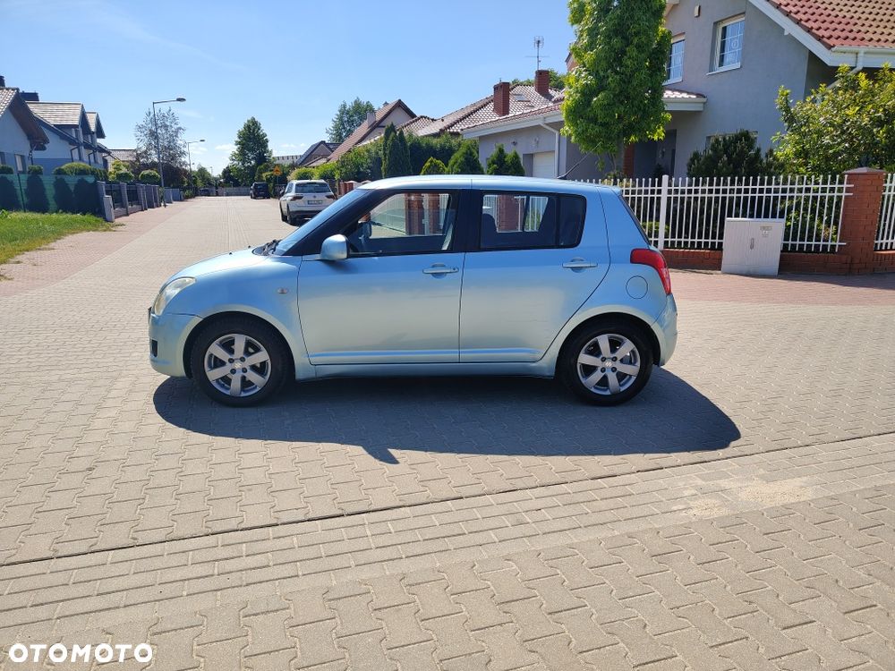 Suzuki Swift - 5