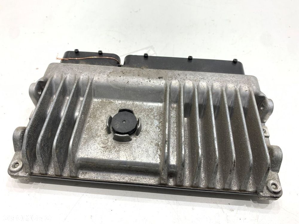 KOMPUTER SILNIKA  TOYOTA COROLLA sedan (_E21_) 2019 - 2022 1.8 VVTi Hybrid (ZWE211, MZEA12) 72 kW - 1