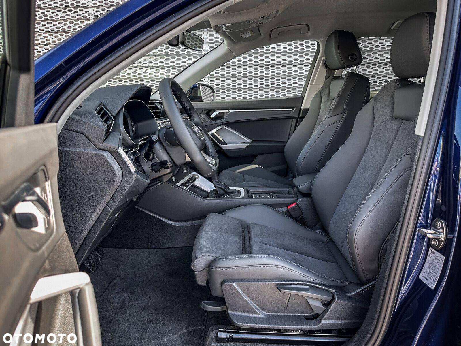 Audi Q3 - 18