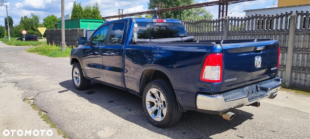 RAM 1500 5.7 Crew Cab Bighorn - 4