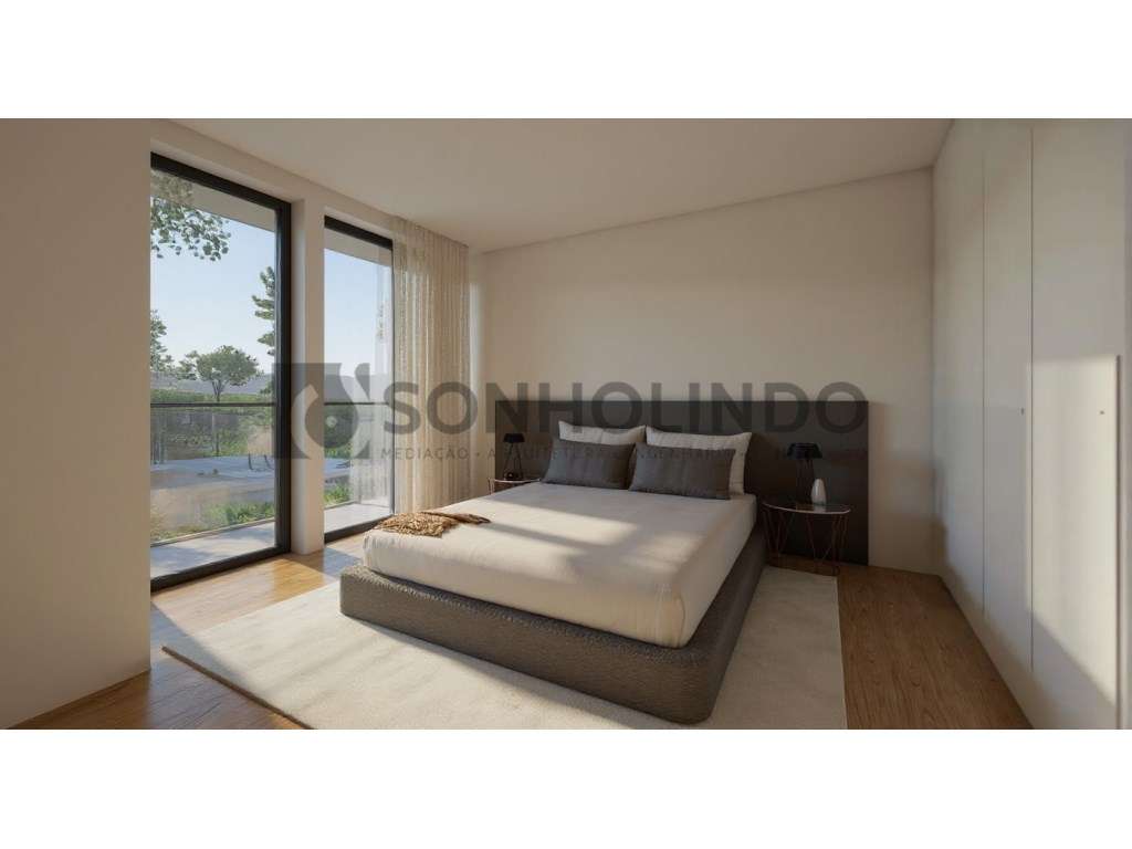 Apartamento T1 novo, de duas frentes, varanda e garagem fechada, co... - Grande imagem: 4/12