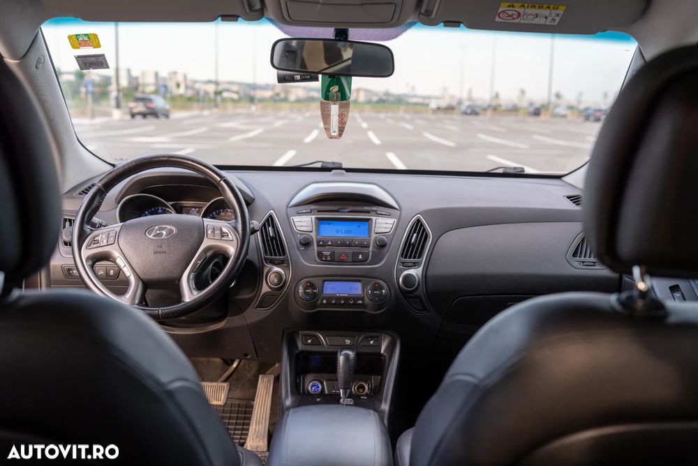 Hyundai ix35 2.0 CRDI 4WD Automatik Fifa World Cup Gold Edition - 8