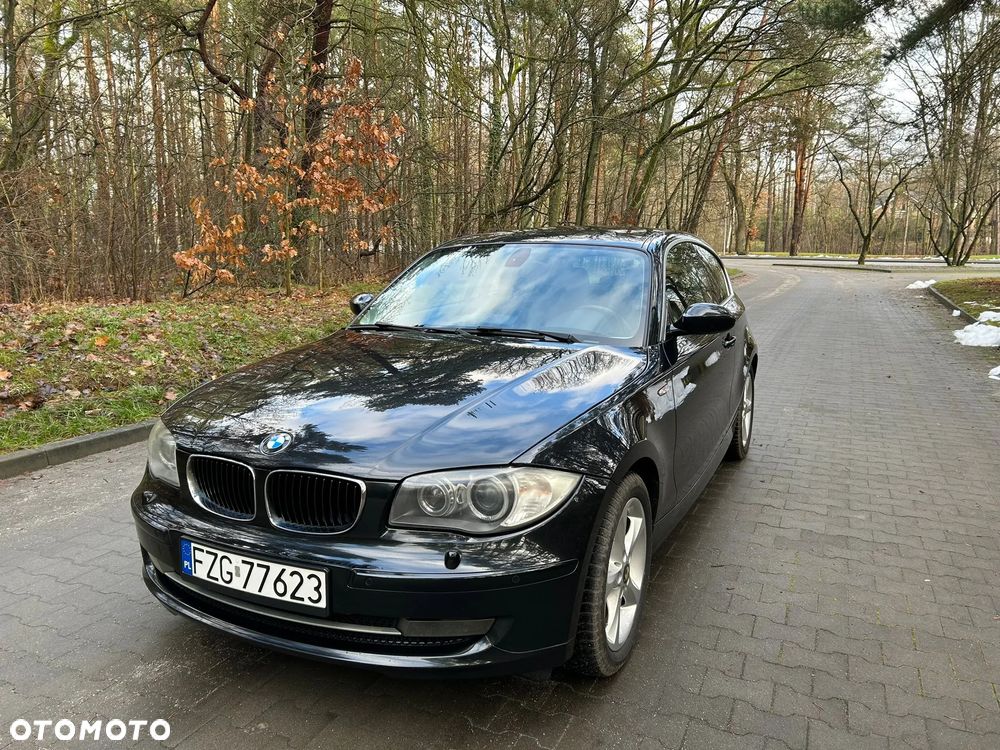 BMW Seria 1 118d DPF - 1