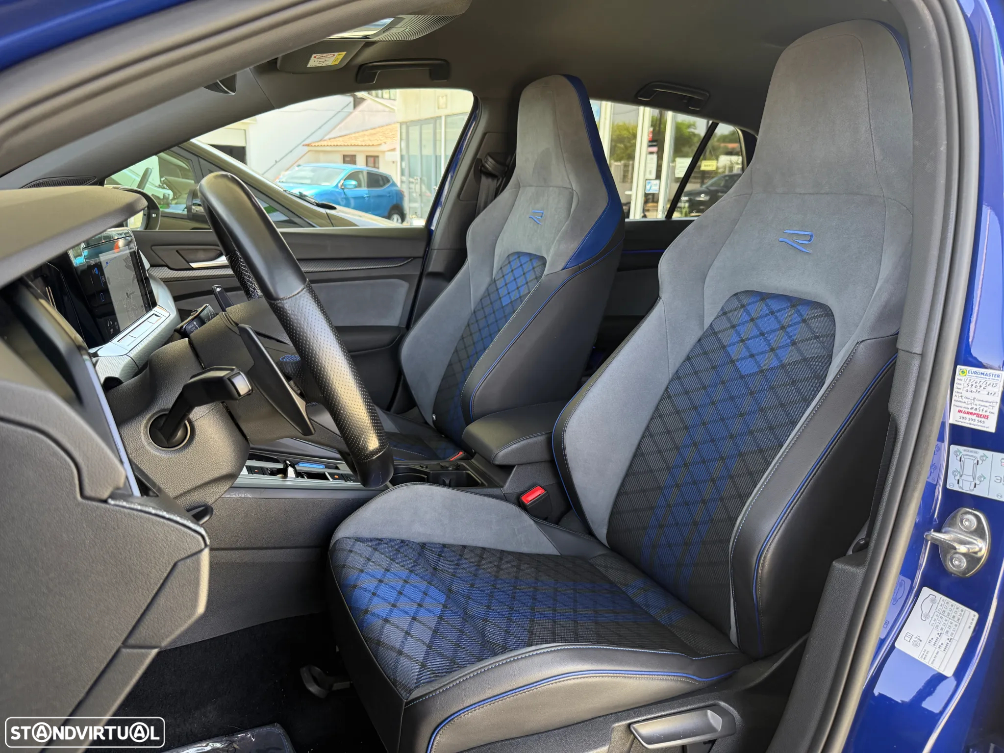 VW Golf 2.0 TSI R DSG - 26