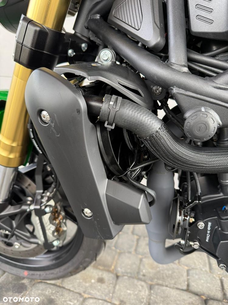 Benelli 752 S - 13