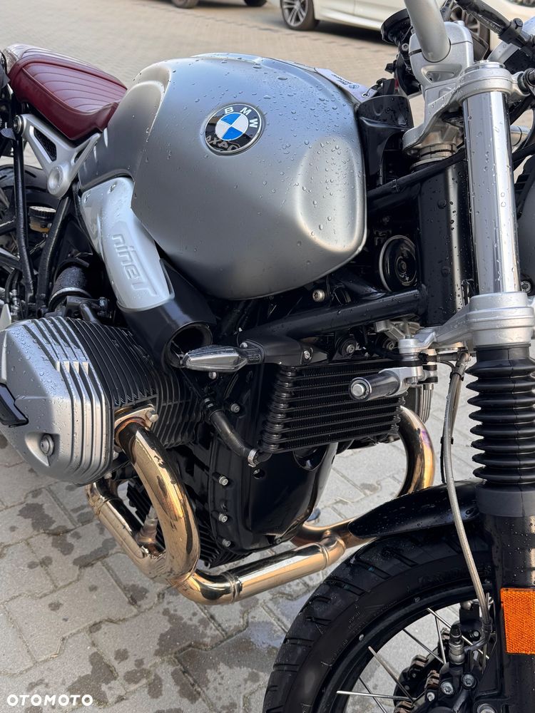 BMW R - 6