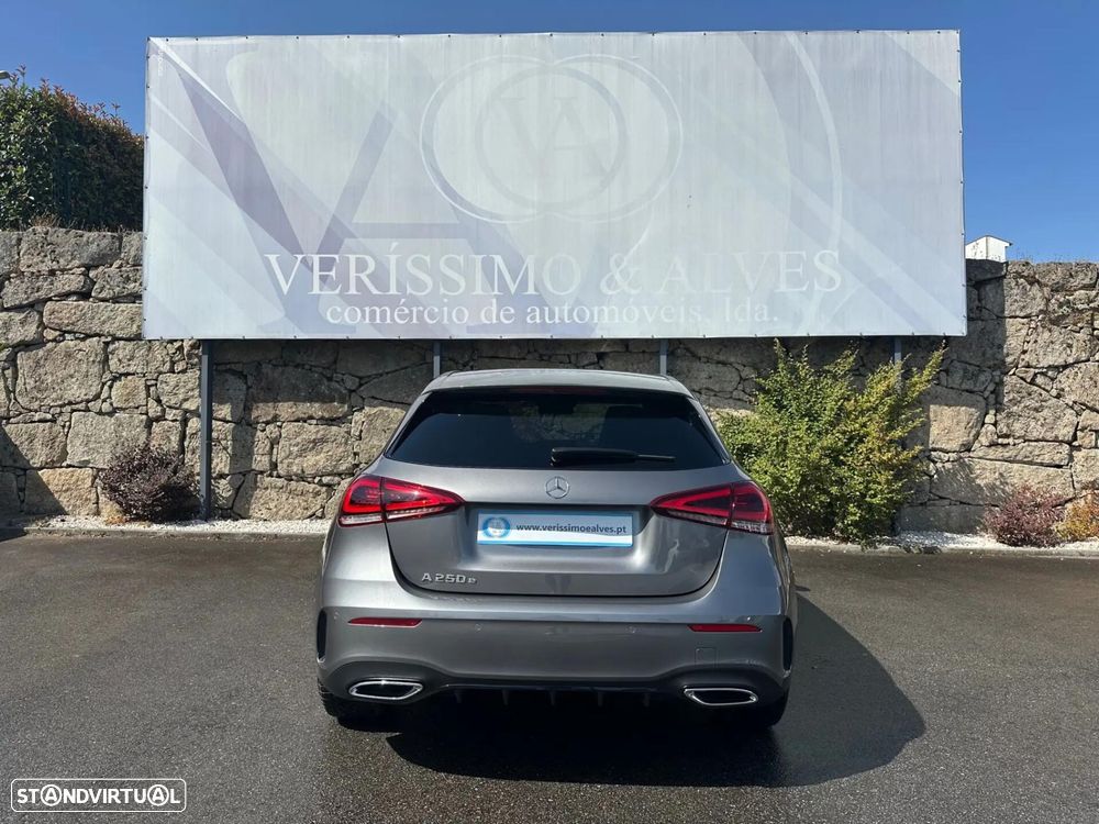 Mercedes-Benz A 250 e 8G-DCT AMG Line Advanced Plus - 16