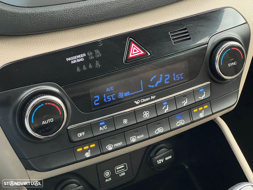 Hyundai Tucson 1.7 CRDi Creative - 12