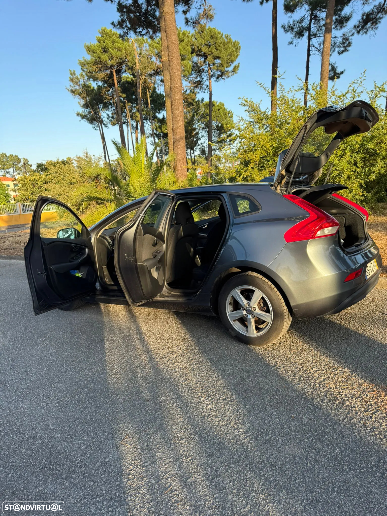 Volvo V40 1.6 D2 Eco Momentum - 18