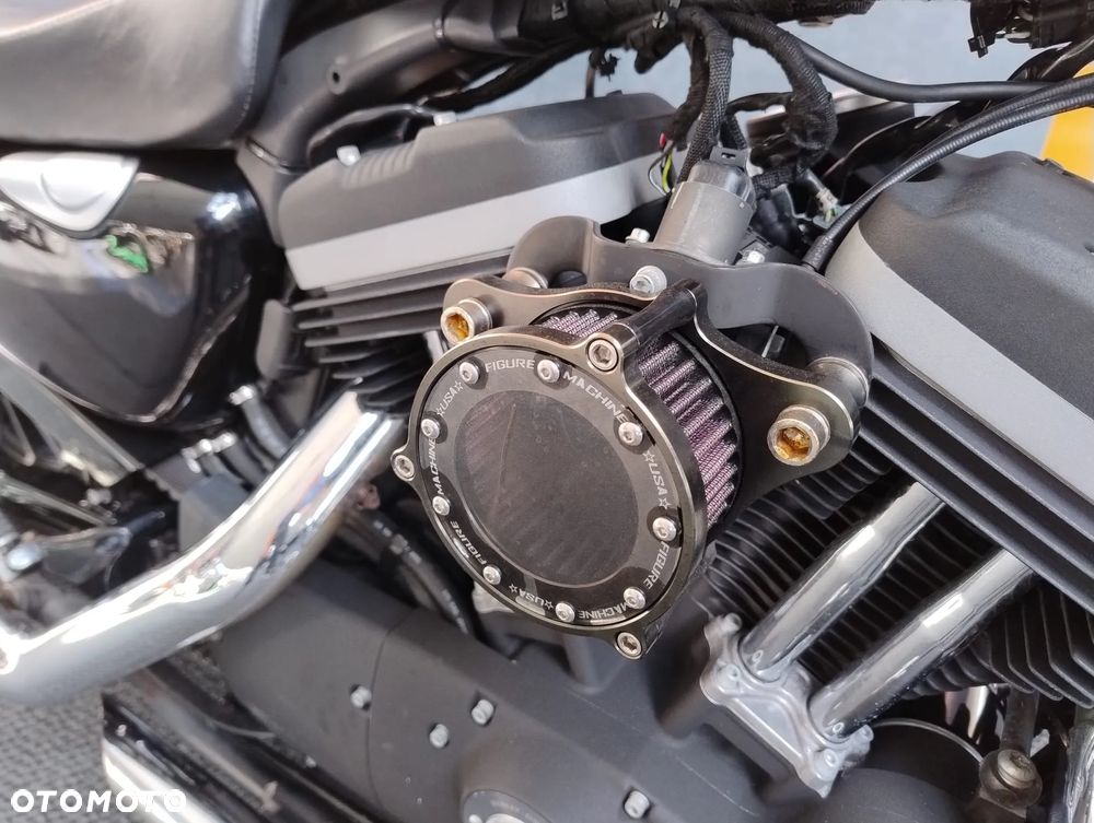 Harley-Davidson Sportster Iron 883 - 29