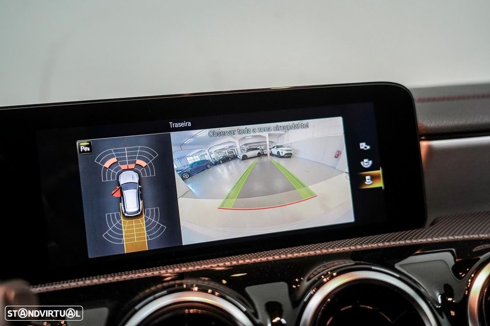 Mercedes-Benz CLA 180 d Shooting Brake AMG Line Aut. - 12