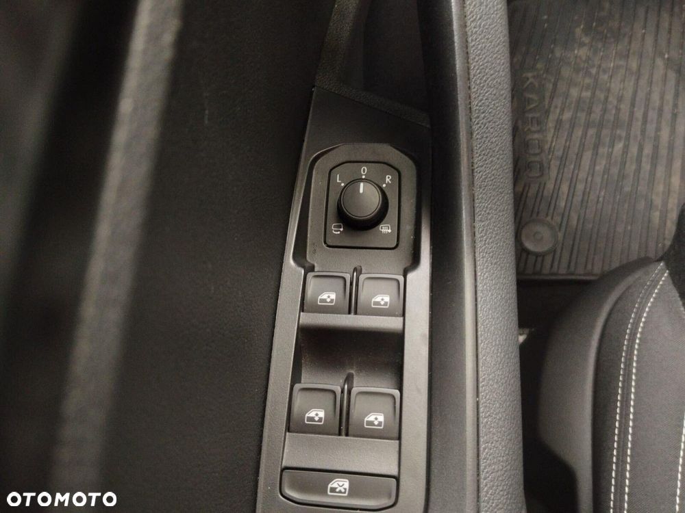 Skoda Karoq 2.0 TDI SCR 4x4 Sportline DSG - 23