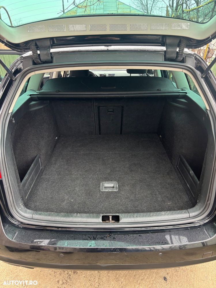 Volkswagen Passat 2.0 TDI Highline DPF - 9