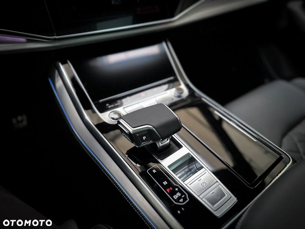 Audi Q7 50 TDI quattro tiptronic S line - 22