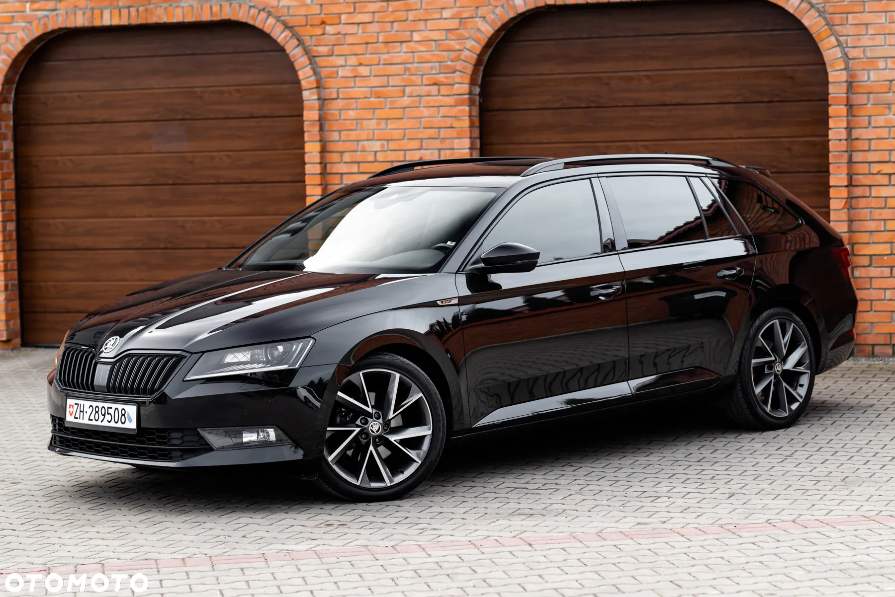 Skoda Superb 2.0 TDI DSG Sportline - 12