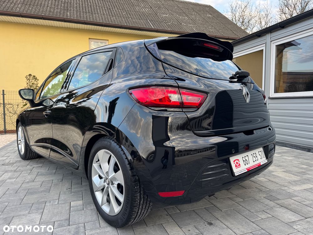 Renault Clio 1.2 16V 75 Limited - 17