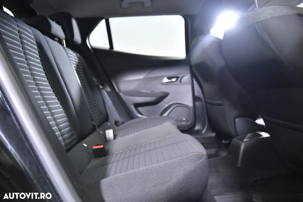 Peugeot 2008 - 13