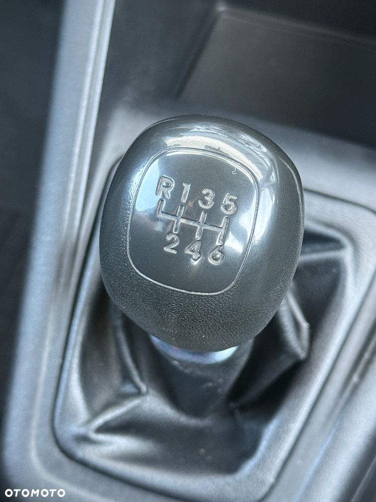 Hyundai ix20 1.6 Classic + - 10