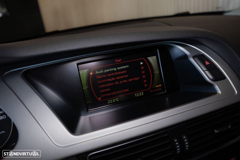 Audi A4 2.0 TDI Advance - 43