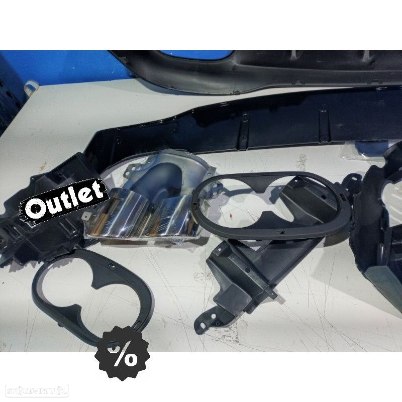 C010649C1 DIFUSER MERCEDES CLA C118 19- LOOK AMG PRETO BRILHANTE + PONTEIRAS ESC - 3