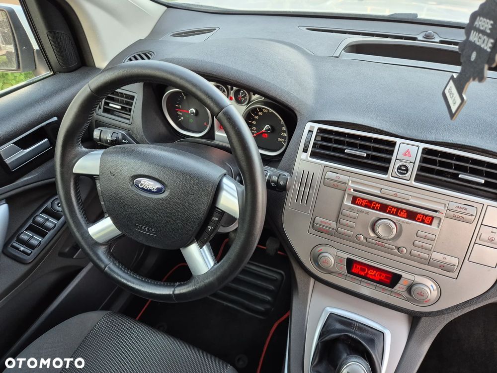 Ford Kuga 2.0 TDCi 2x4 Trend - 8
