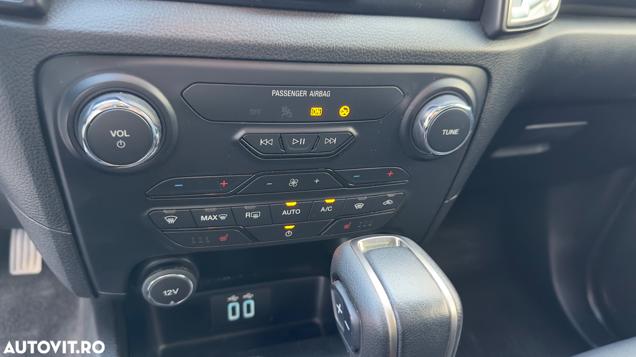 Ford Ranger Pick-Up 2.0 EcoBlue 170 CP 4x4 Cabina Dubla Wildtrack Aut. - 22