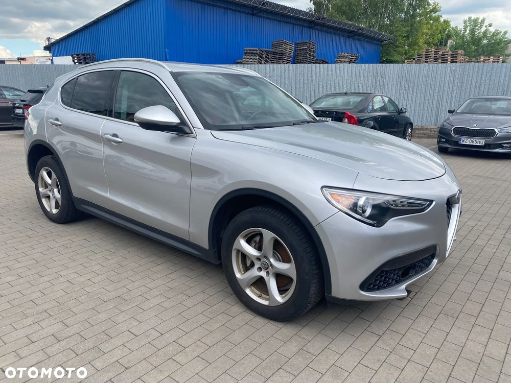 Alfa Romeo Stelvio - 6