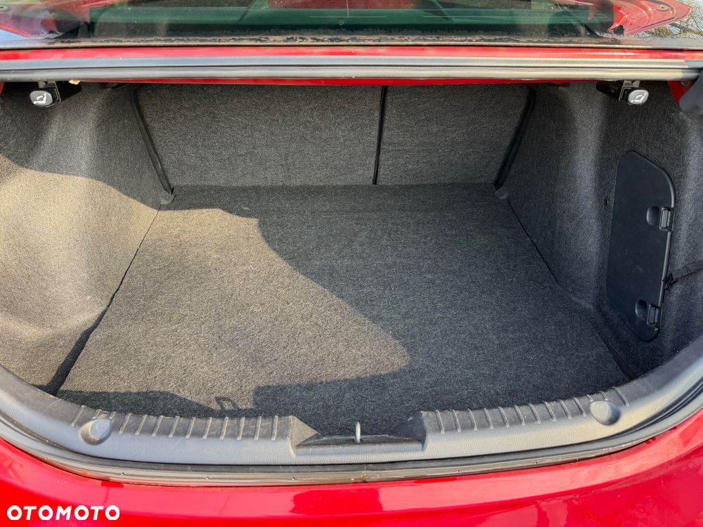 Mazda 3 2.0 Skyenergy EU6 - 24