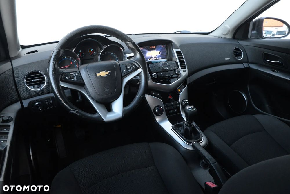 Chevrolet Cruze 1.8 LT - 33