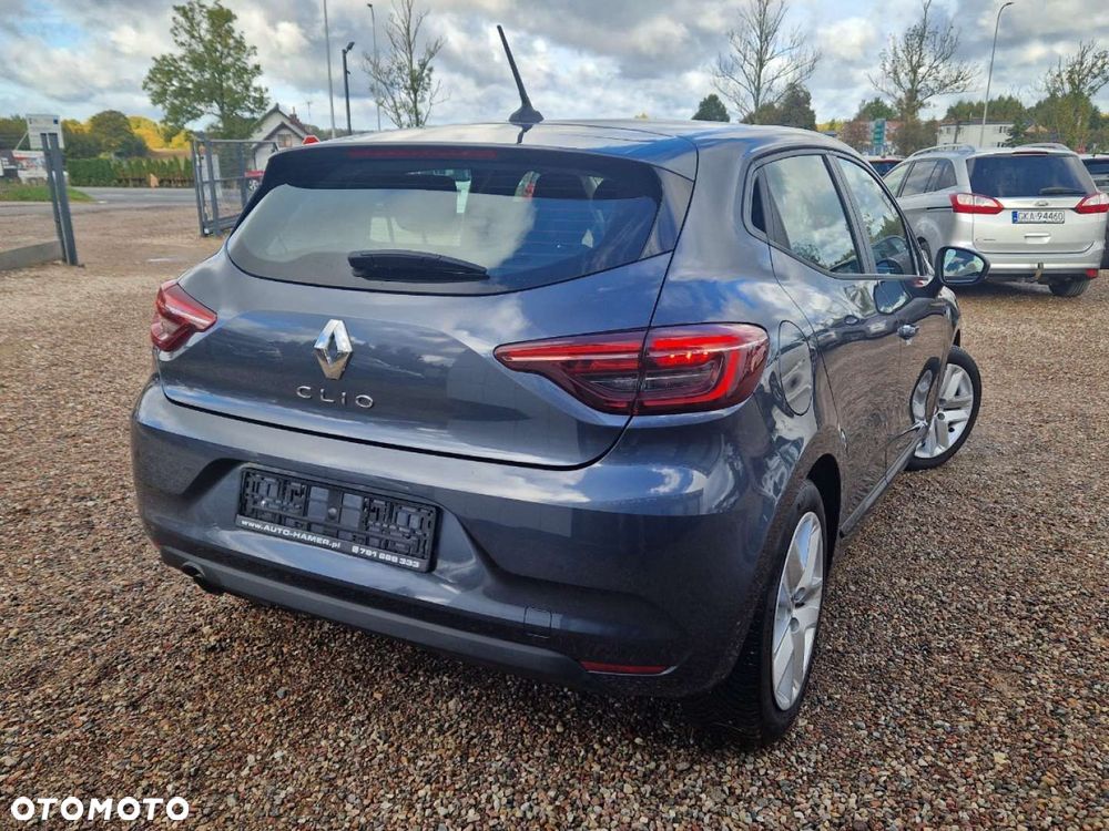 Renault Clio - 25