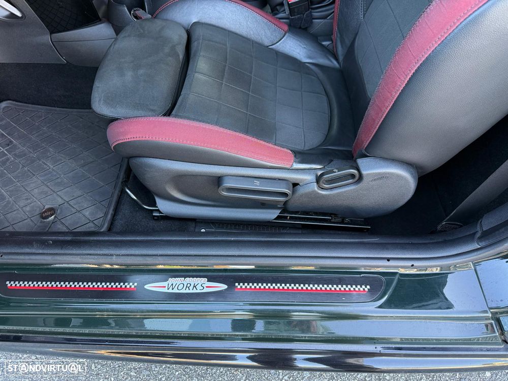 MINI 3 Portas John Cooper Works Aut. - 38