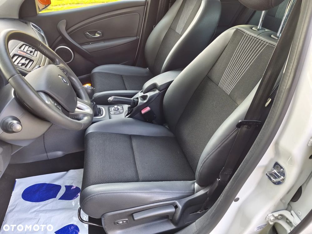 Renault Megane 1.6 16V 110 Night and Day - 15