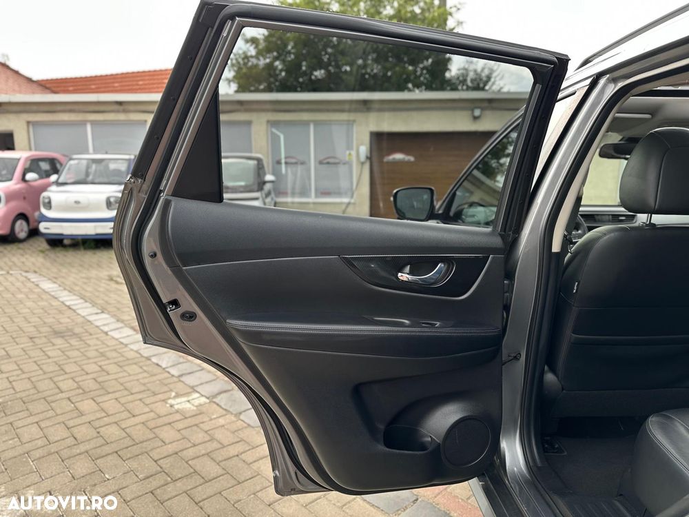 Nissan X-Trail 1.7 dCi ALL-MODE 4x4i Tekna - 39