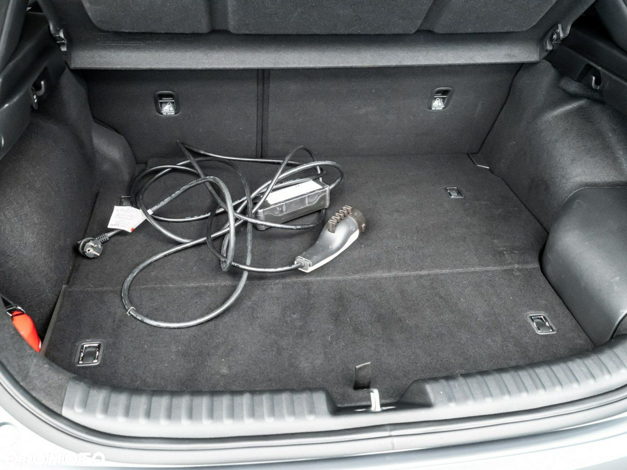 Kia XCeed - 29