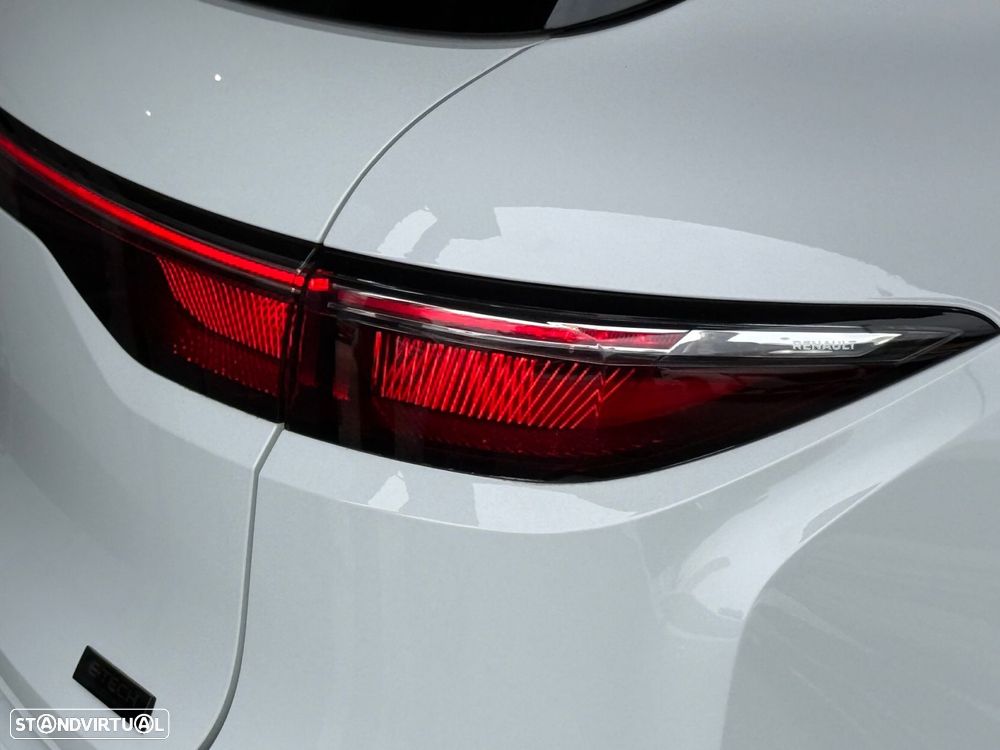 Renault Mégane E-Tech EV60 220hp optimum charge Iconic - 24