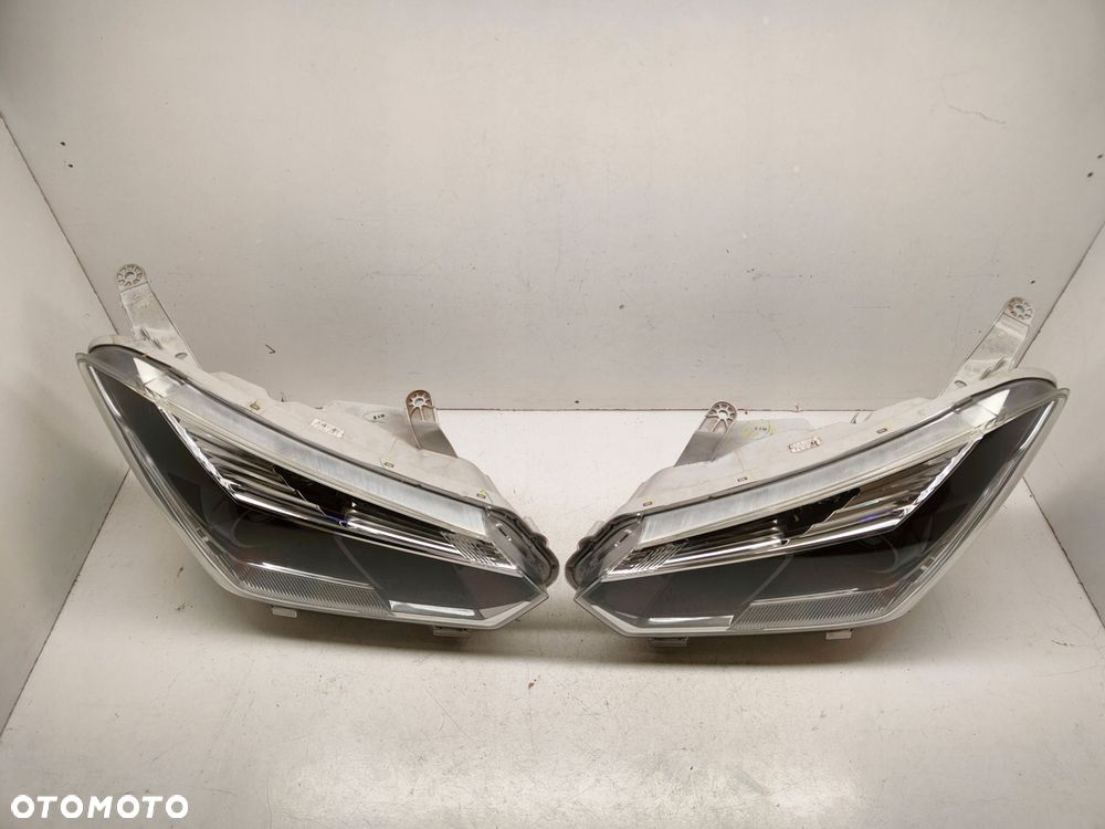 isuzu dmax lift komplet lamp przód - 4