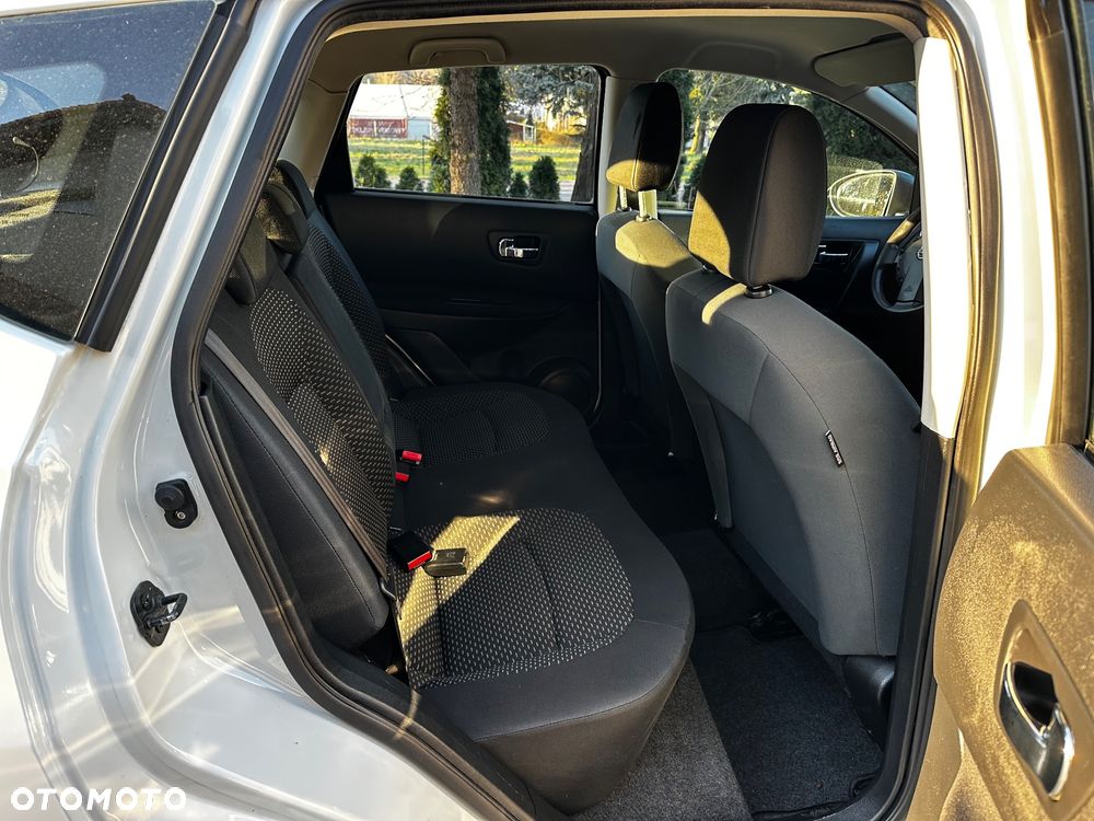 Nissan Qashqai - 10