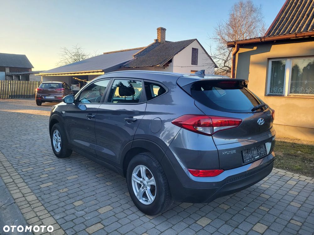 Hyundai Tucson 1.6 GDI BlueDrive Style 2WD - 26