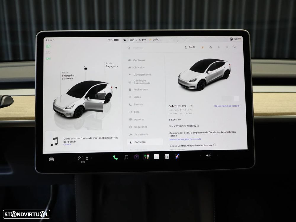 Tesla Model Y Long Range Dual Motor AWD - 22