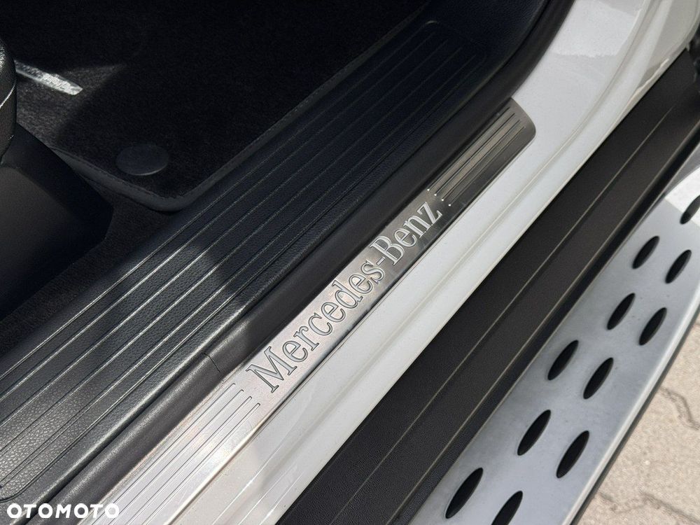 Mercedes-Benz GL 500 4Matic (BlueEFFICIENCY) 7G-TRONIC - 40