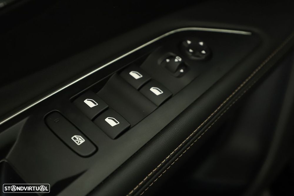 Peugeot 5008 1.2 PureTech GT EAT8 - 21