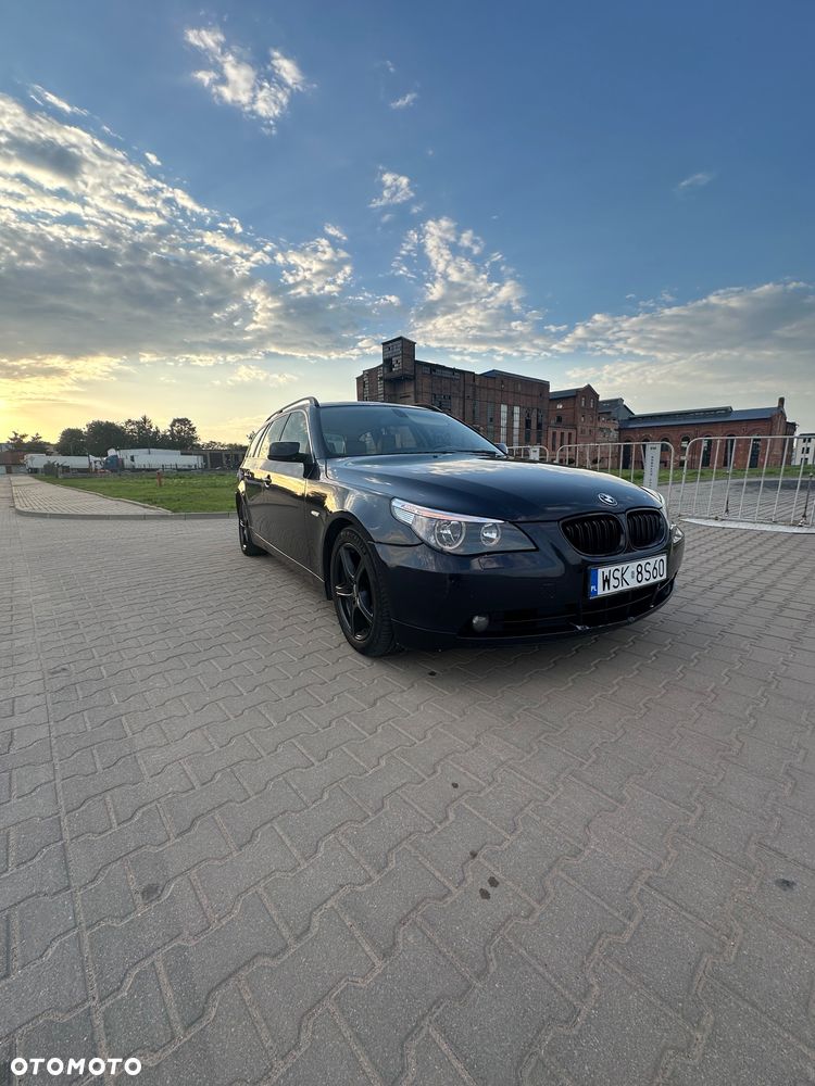 BMW Seria 5 525d - 2