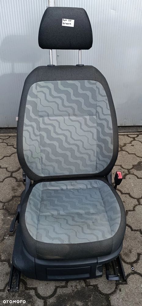 Roomster fotel przedni przód prawy podgrzewany EU Fabia II Skoda - 1