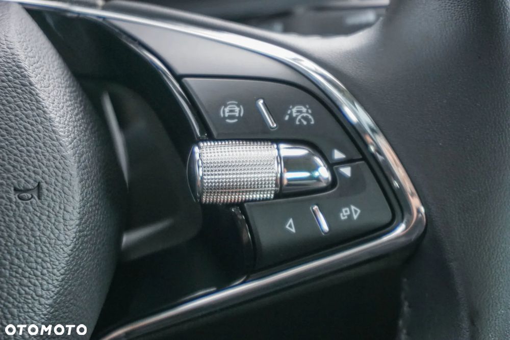 Skoda Superb 2.0 TSI L&K DSG - 13